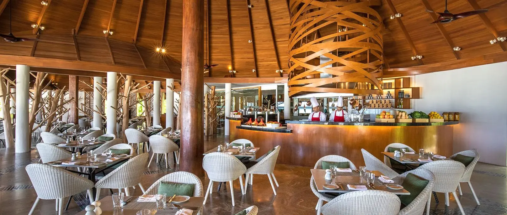 THE PALMS 棕櫚主餐廳